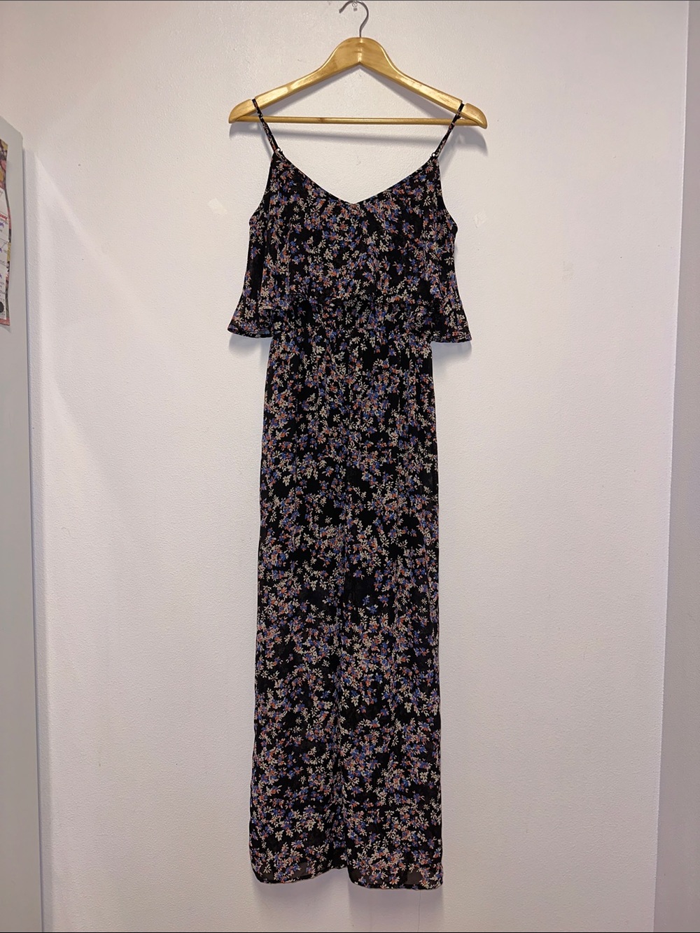 Express Flutter Bodice Maxi Dress Black Coral Pink Blue Flowers Small